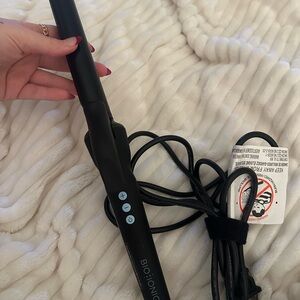Bio Ionic long barrel curling iron